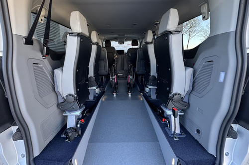 Custom L2, long décaissement pour le transport de 2 fauteuils roulants