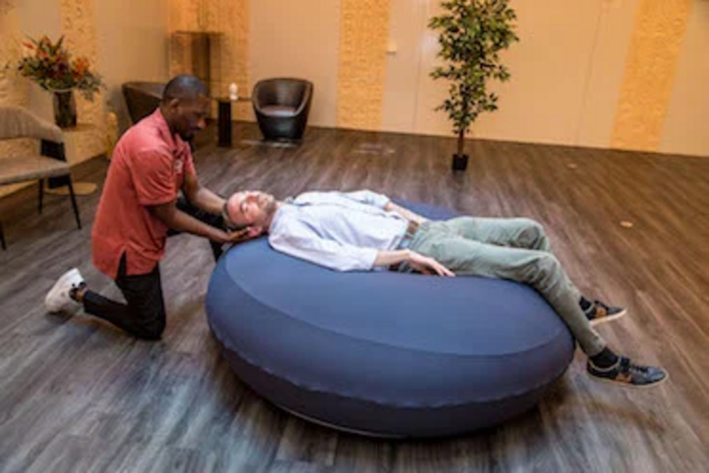 Massage sur coussin ergonomique